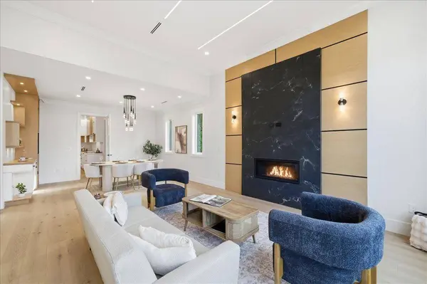 821 Porter ST, Coquitlam, BC V3J 5B9