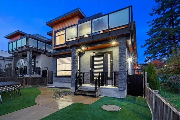 1041 Stewart AVE, Coquitlam, BC V3K 2N8