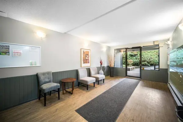 1122 King Albert AVE #210, Coquitlam, BC V3J 1X7