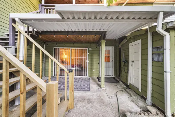 567 Clare AVE, Burnaby, BC V5B 4L3