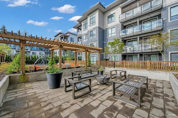 20356 72b AVE #402, Langley, BC V2Y 4J9