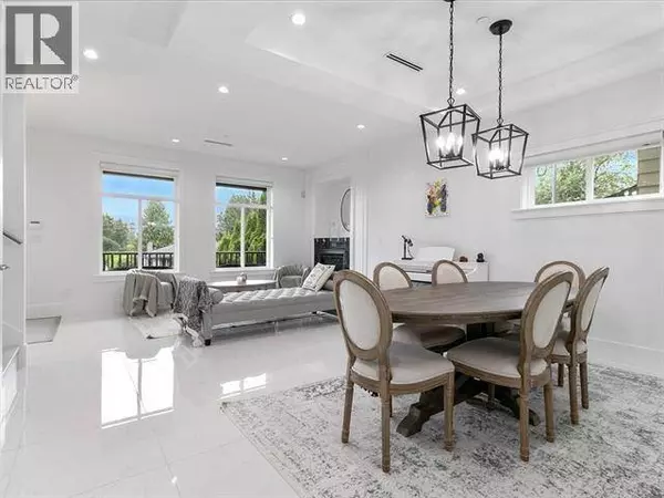 1462 PITT RIVER ROAD, Port Coquitlam, BC V3C1N7