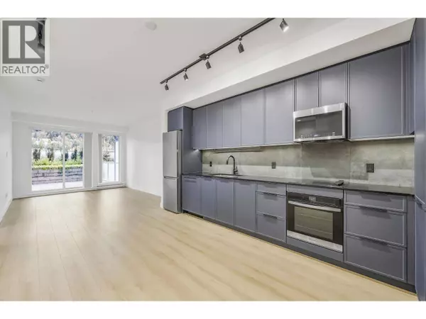 3075 MURRAY #203, Port Moody, BC V3H0N9