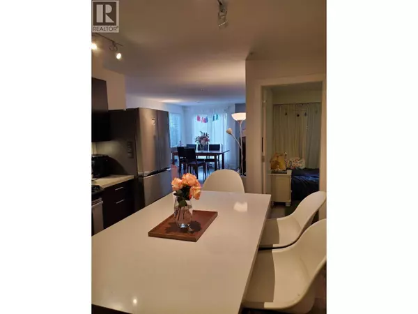 500 ROYAL AVENUE, New Westminster, BC V3L0G5