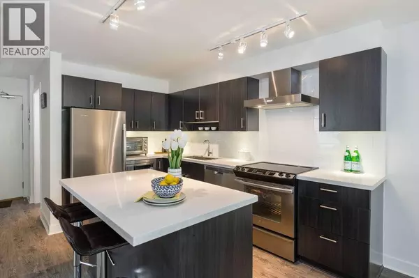 500 ROYAL AVENUE, New Westminster, BC V3L0G5