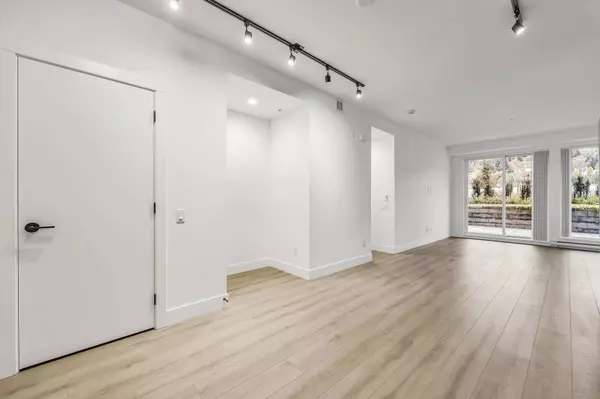 3075 Murray #203, Port Moody, BC V3H 0N9