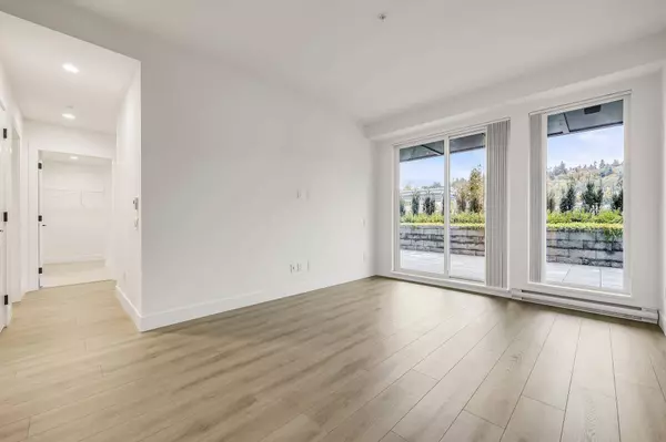 3075 Murray #203, Port Moody, BC V3H 0N9