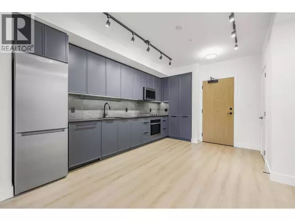 3075 MURRAY #203, Port Moody, BC V3H0N9