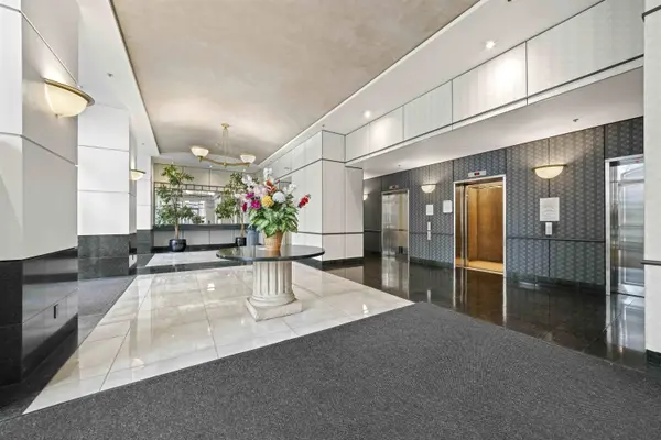 438 Seymour ST #1709, Vancouver, BC V6B 6H4