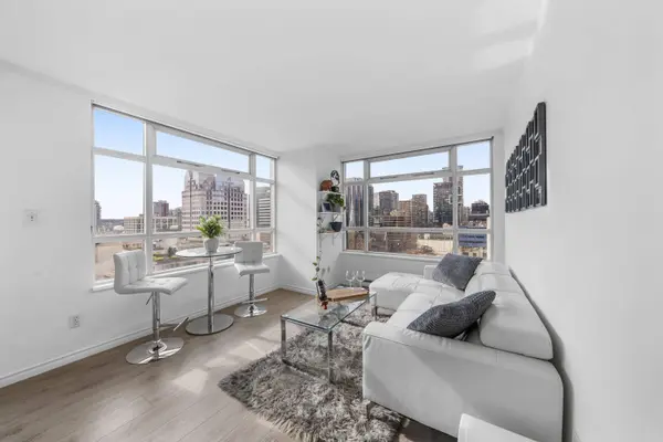 438 Seymour ST #1709, Vancouver, BC V6B 6H4