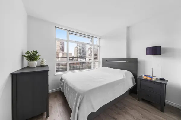 438 Seymour ST #1709, Vancouver, BC V6B 6H4