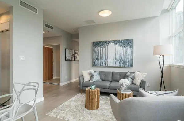 1233 W Cordova ST #201, Vancouver, BC V6C 3R1