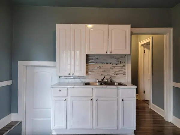 2446 S 6th St Unit 2446A, Milwaukee, WI 53215