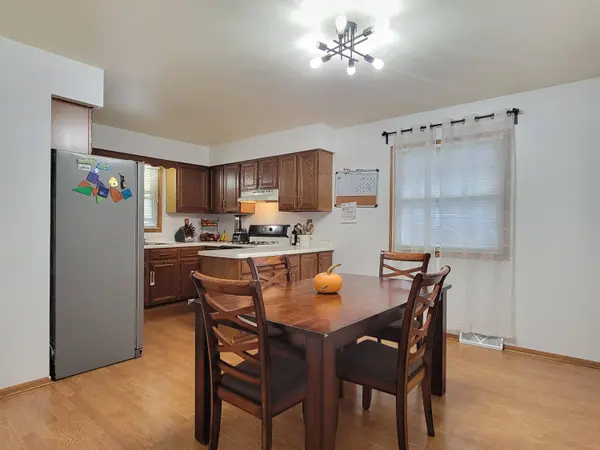 3147 S 49th St, Milwaukee, WI 53219