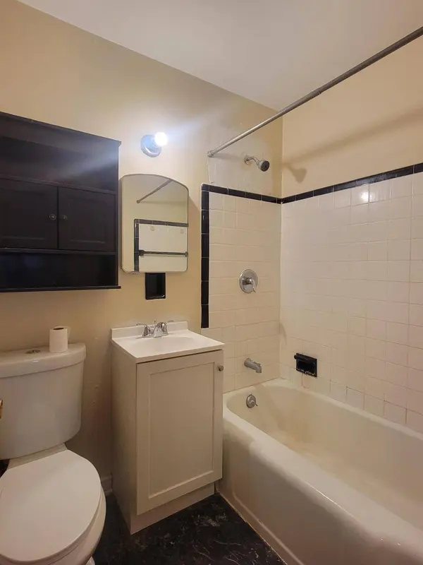 7612 W Locust St Unit 1-4, Milwaukee, WI 53222