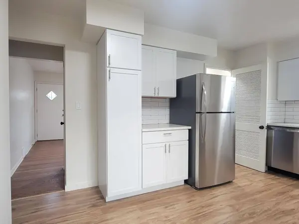 6295 N Joyce Ave, Milwaukee, WI 53225