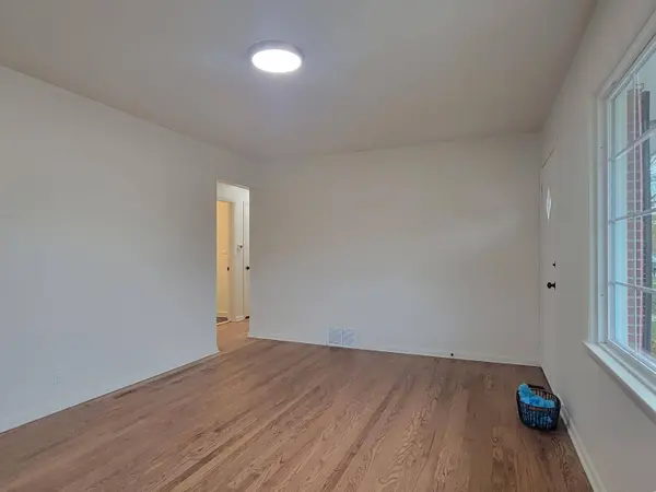 6295 N Joyce Ave, Milwaukee, WI 53225