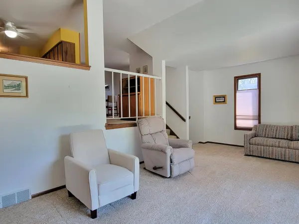 3001 Old Mill Dr, Racine, WI 53405