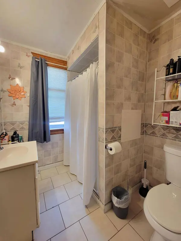 1550 S 10th 1552 St, Milwaukee, WI 53204