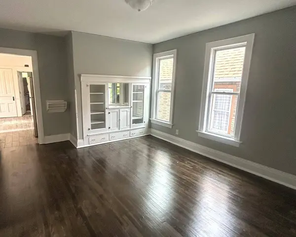 2134 W Lincoln Ave, Milwaukee, WI 53215