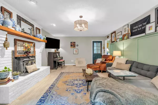 1807 Angel LN, Signal Mountain, TN 37377