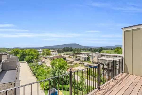 829 Greenwood AVE, Chattanooga, TN 37404