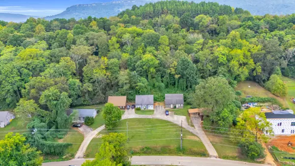 911 Lullwater RD, Chattanooga, TN 37405