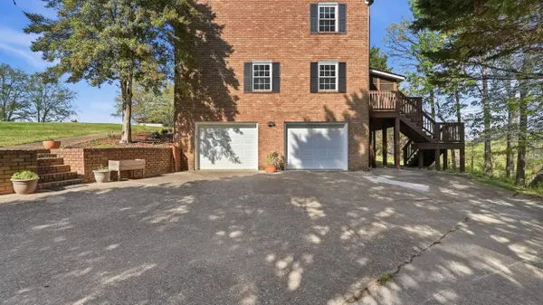 1804 Glen Oaks TER, Chattanooga, TN 37412