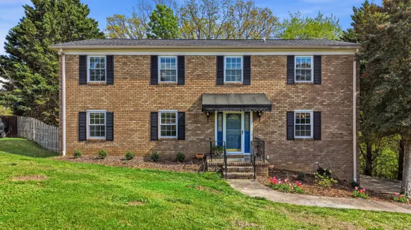 1804 Glen Oaks TER, Chattanooga, TN 37412