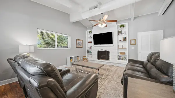 1413 Awhila DR, Chattanooga, TN 37421