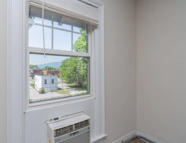820 Oak ST, Chattanooga, TN 37403