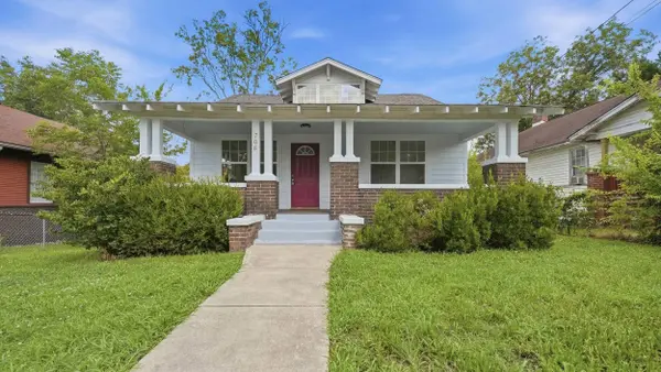 706 Greenwood AVE