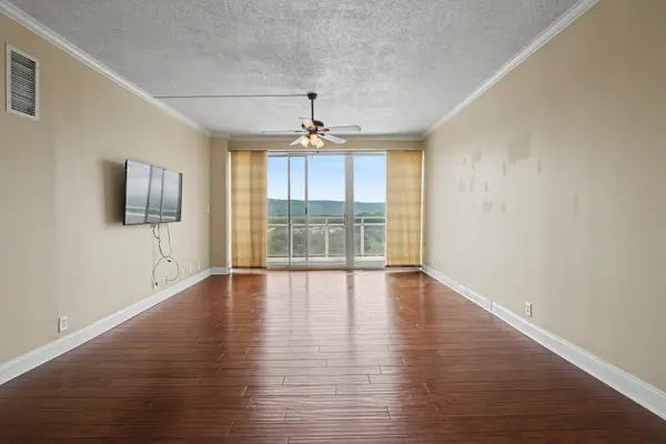 1131 Stringers Ridge RD, Chattanooga, TN 37405
