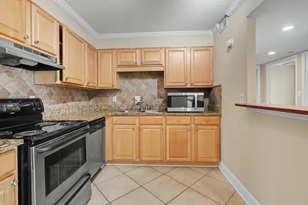 1131 Stringers Ridge RD, Chattanooga, TN 37405