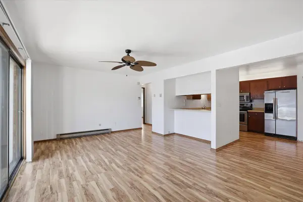 3195 W Mangold Ave Unit D, Greenfield, WI 53221