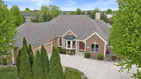 6065 S Preston Ln, New Berlin, WI 53151