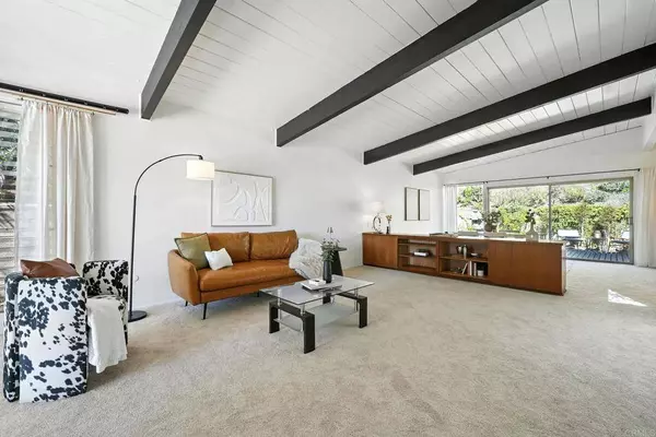 2347 Greenwing DR, San Diego, CA 92123