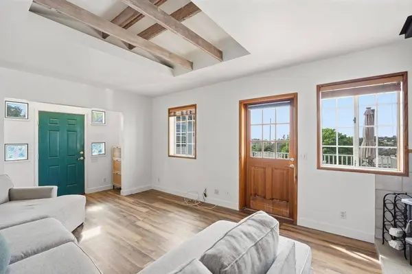 227 Astro CT, Vista, CA 92083