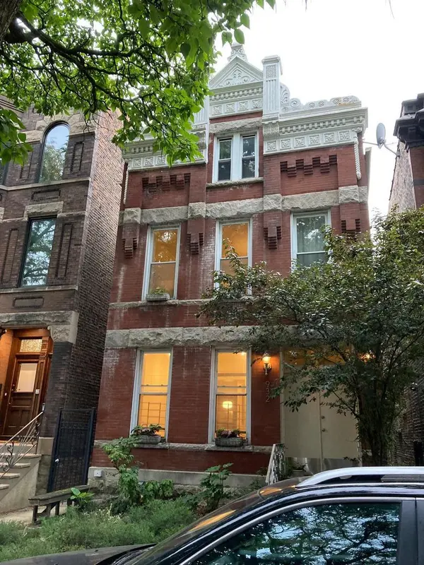 feature image of House Hacking with an FHA Loan in Chicago: The Step-by-Step Playbook for 2026