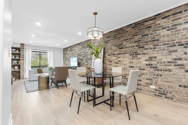 636 W Buckingham Pl #G, Chicago, IL 60657-2427