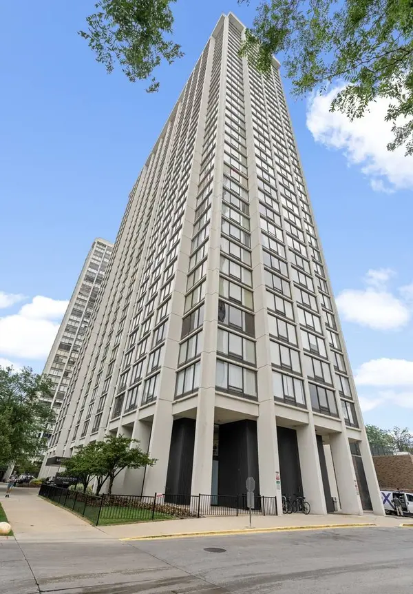 5445 N Sheridan RD #804
