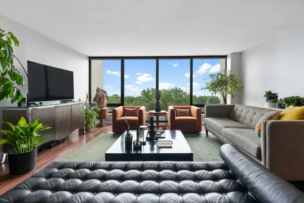 5445 N Sheridan RD #804, Chicago, IL 60640