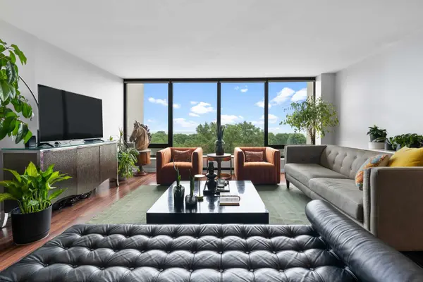 5445 N Sheridan RD #804, Chicago, IL 60640