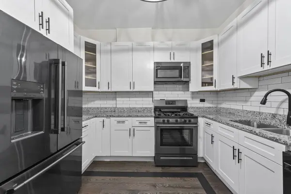 614 N Troy ST #2, Chicago, IL 60612