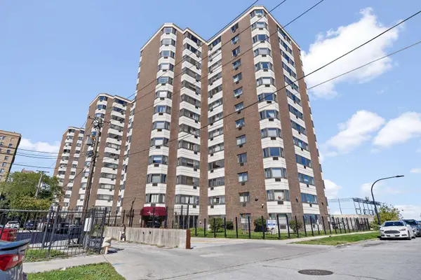 7337 S South Shore DR #1419