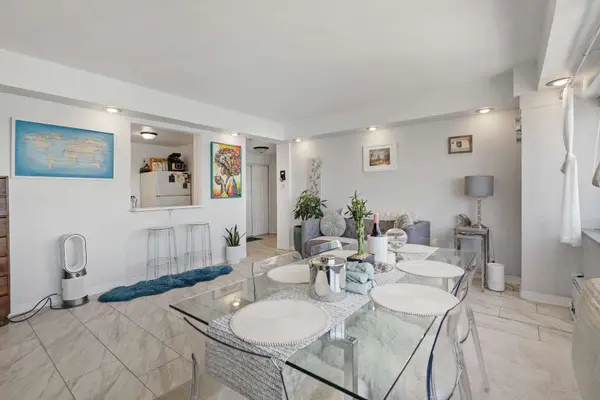 7337 S South Shore DR #1419, Chicago, IL 60649