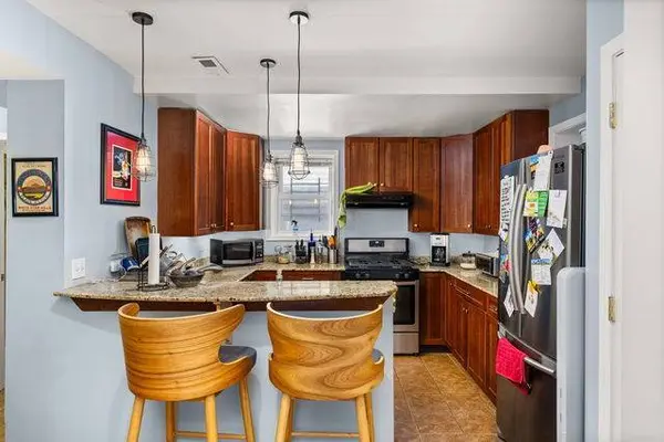 2122 W Huron ST #3, Chicago, IL 60622