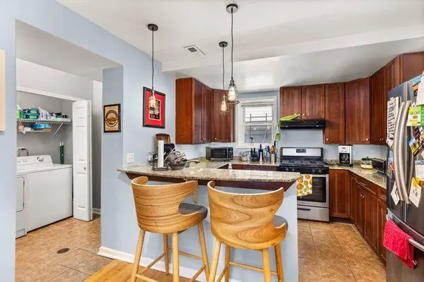 2122 W Huron ST #3, Chicago, IL 60622