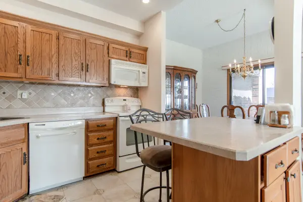 1503 Woodbridge Rd #3H, Joliet, IL 60436-1387