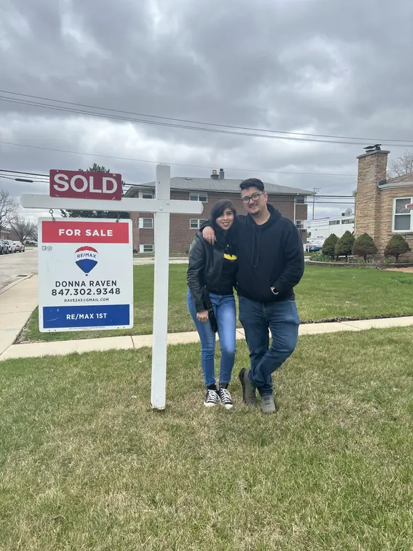 Happy first time homebuyer in Kendall County